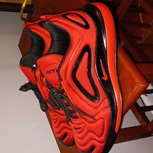 Nike Airmax 720 Sneakers